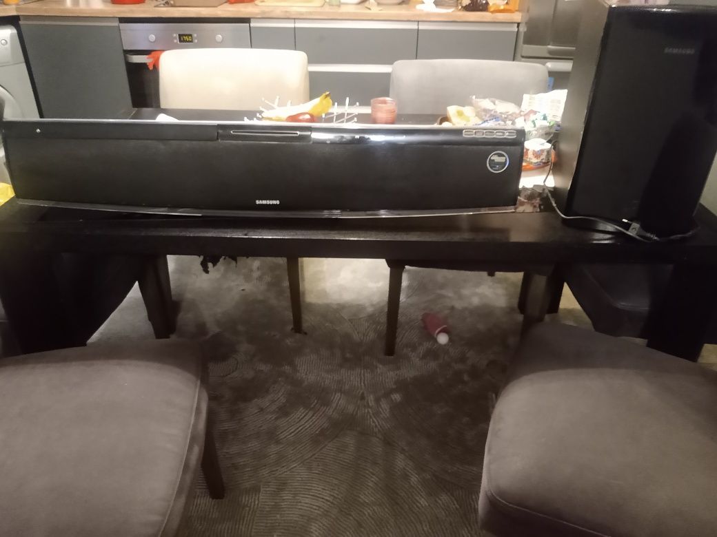 Soundbar samsung ht-x810