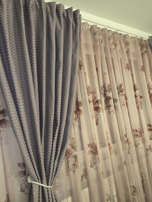 Draperii mov liliac