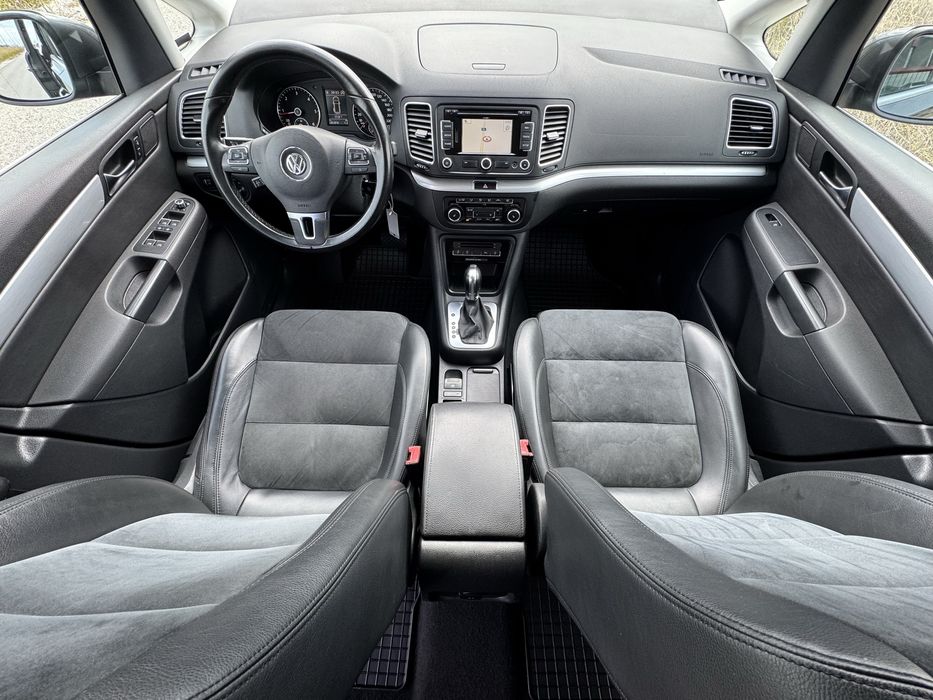VW Sharan 2.0 TDI / Highline / Dsg / Navi / Led
