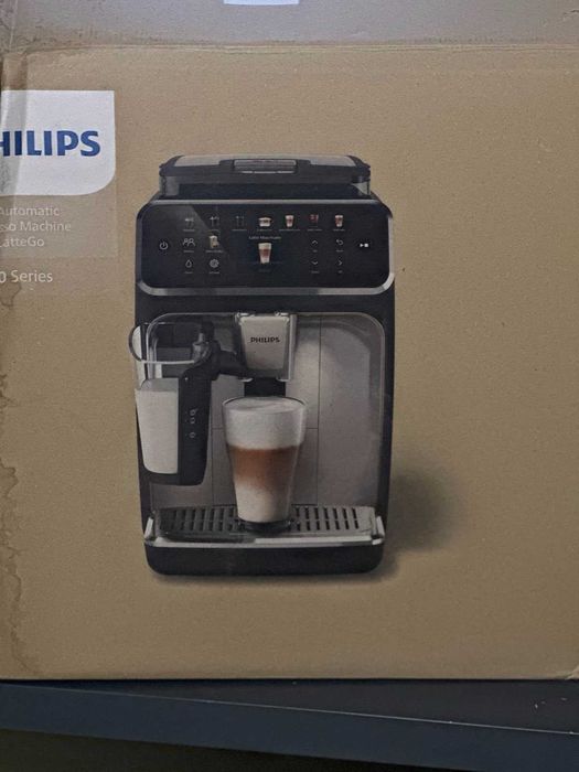 НОВА Кафеавтомат Philips 5500 Series