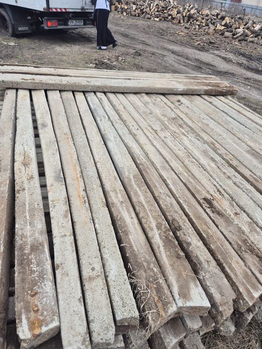 Stâlpi  spalieri de vânzare