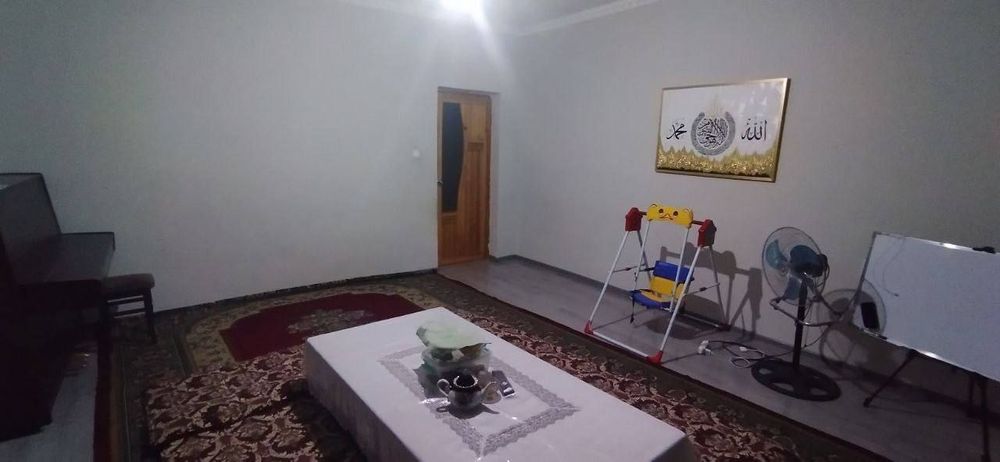 Юнусабад 4 квартал. Продается квартира 3/9/9