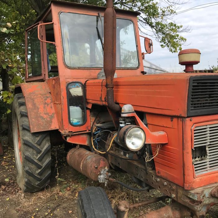 Tractor de vanzare