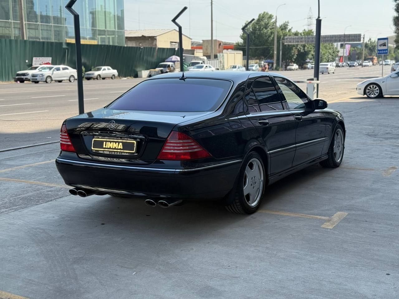 Продаётся MERCEDES BENZ S500