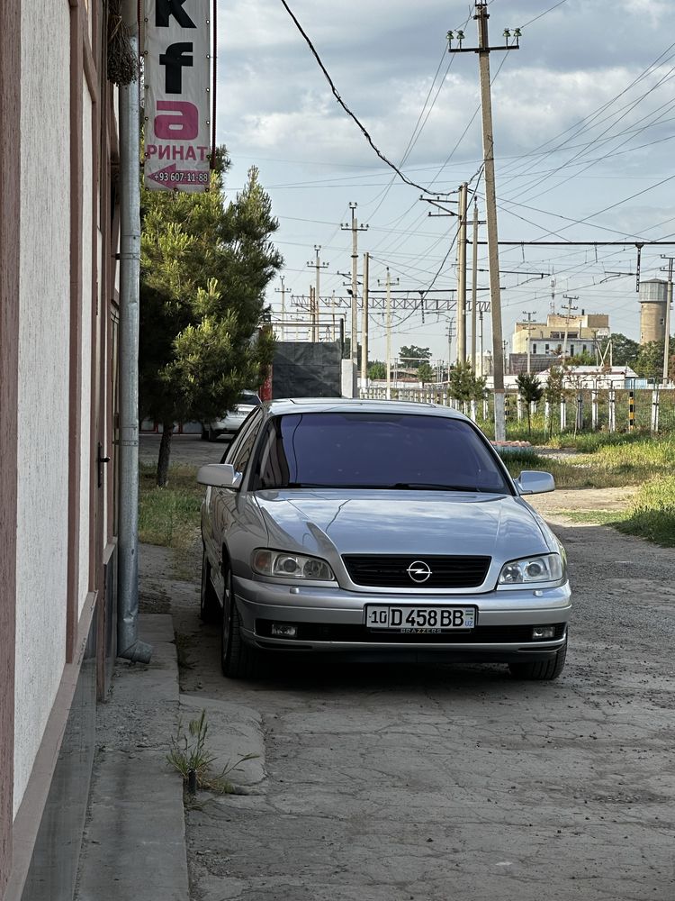 Opel Omega B 3.0 V6