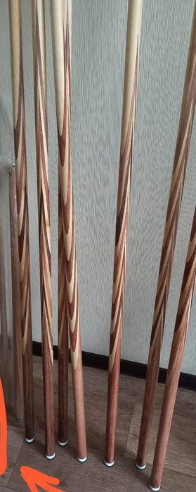 Кии для бильярда и картины для бильярда