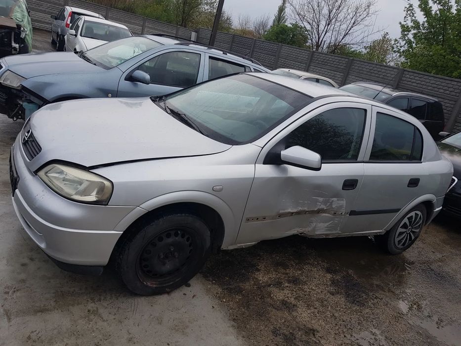 Usa fata /Usa spate /Haion cu luneta Opel astra G hatchback si break