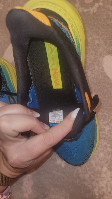Hoka marime 44 stare bună