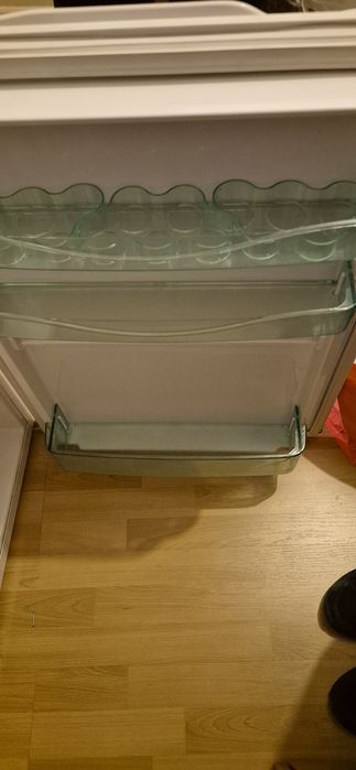 Хладилник polar cz200