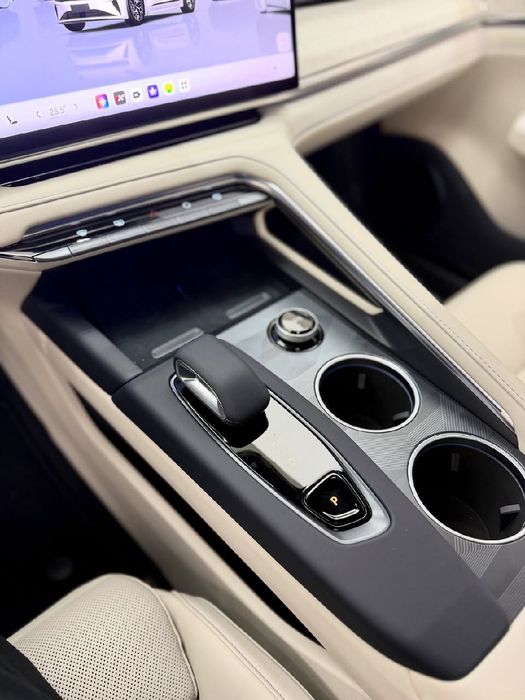 Zeekr 001 restayling CIP