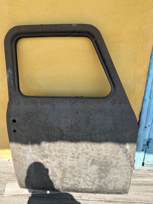 Автозачасть Продам дверь ГАЗ 53 правая