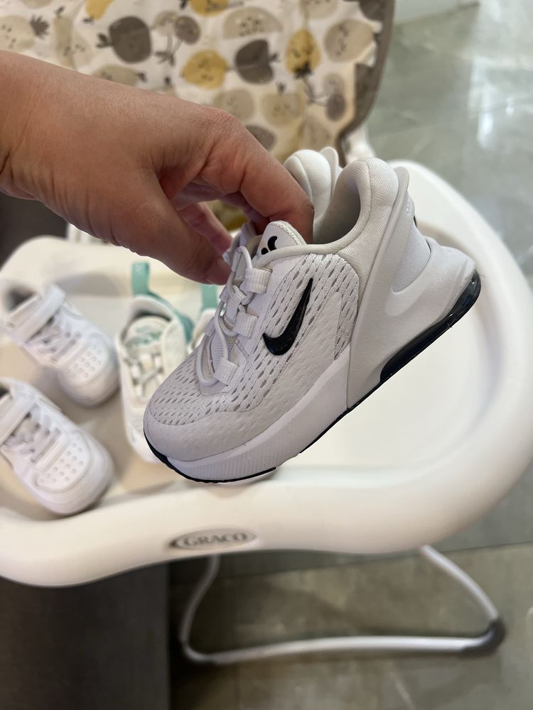 Nike  / marimea 21 /3 perechi