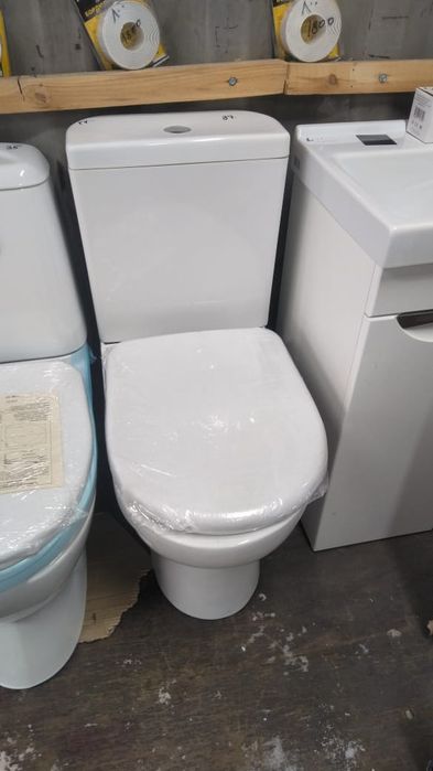 Унитазы с установкой