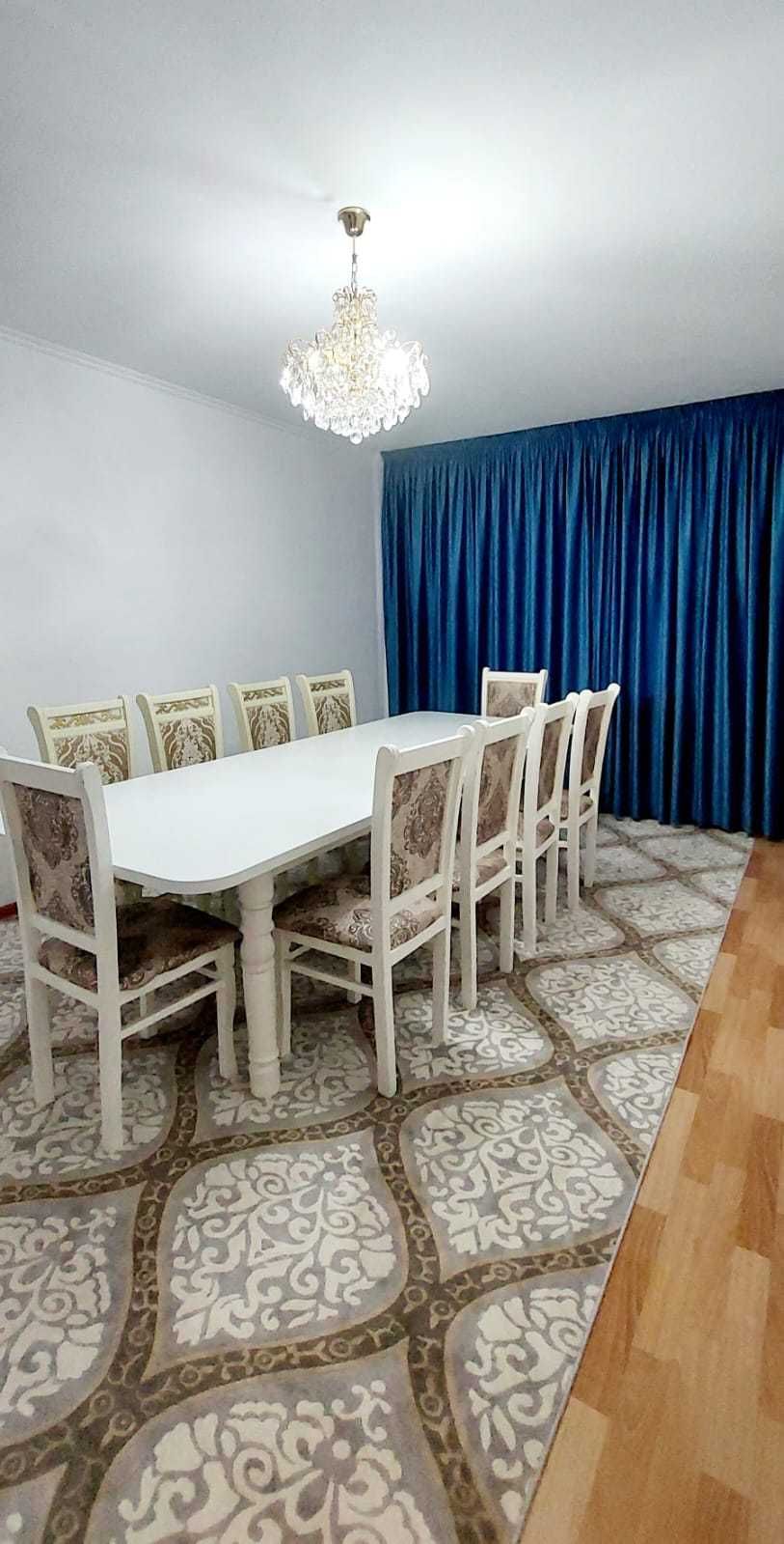Сдаётся 3-х комн. квартира в районе МКР. Арай