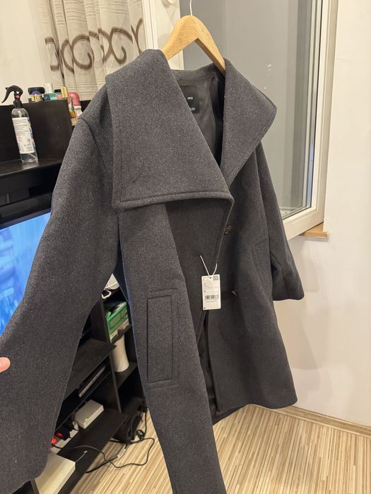 Palton din lana, firma Mango