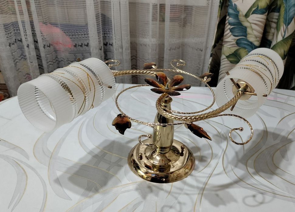 Люстра в спальню