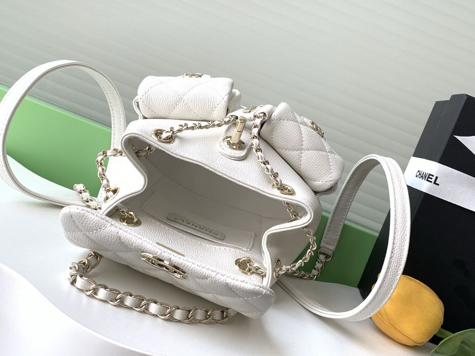 Rucsac Chanel 18x17cm, alb tip Premium