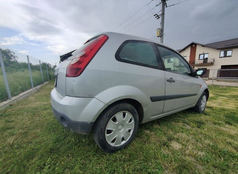 Mașina perfecta pentru livrări GLOVO TAZZ Ford fiesta 2007 1.3 benzina
