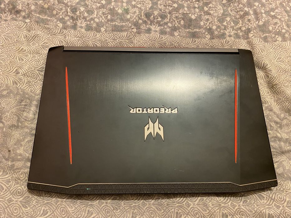 Продам нотбук Predator helios300slim