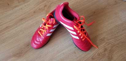 Футболни обувки Adidas (бутонки), номер 38