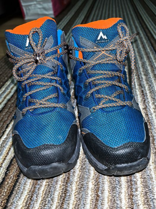 Vând ghete drumeție McKinley