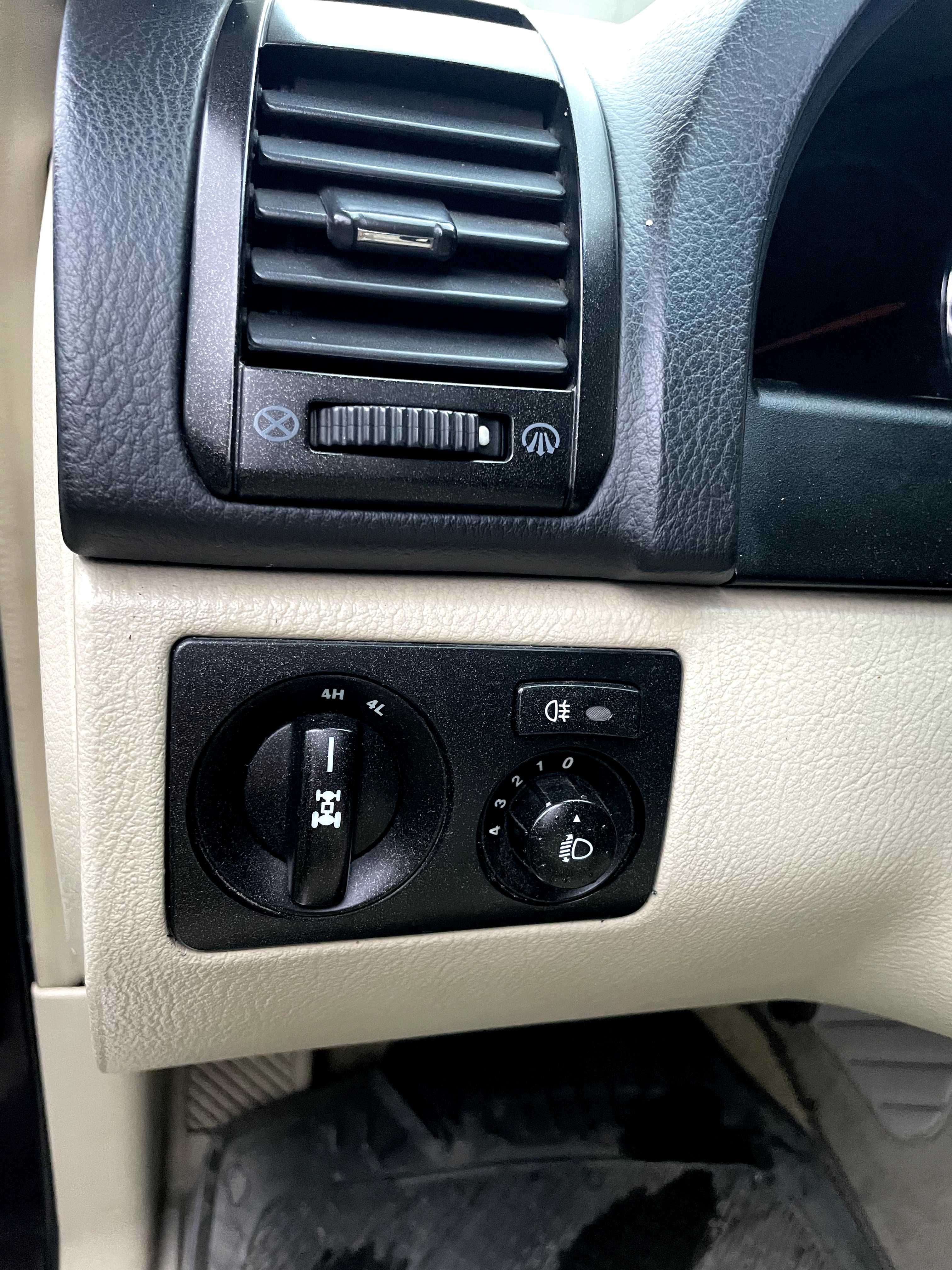 SsangYong Rexton an 2007 SUV 4x4 / Cauciucuri noi /  RX 270 XDI 163 CP