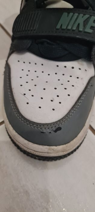 Adidași nike Jordan purtați dar în stare buna