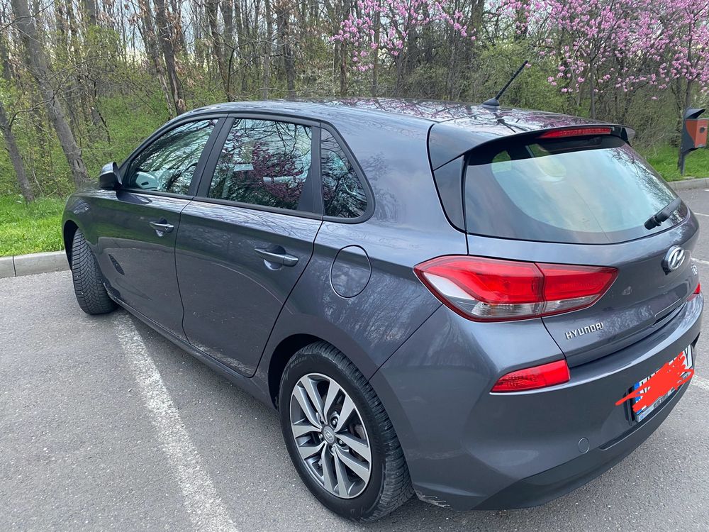 Hyundai I30 autoturism achizitionat nou de la reprezentanta