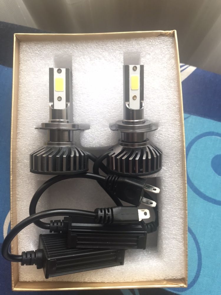 Becuri LED H1 H3 H7 H8 H11 12000lm Canbus