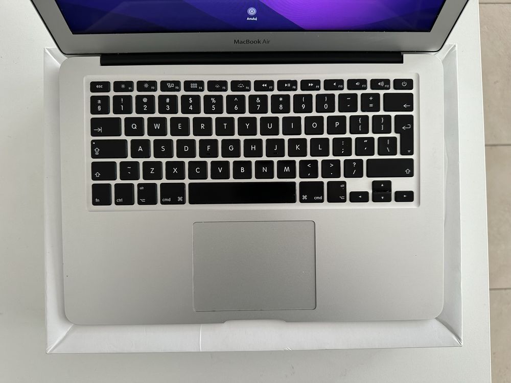 Laptop Apple Macbook Air 13.3” 2015 i5 1.6/8GB/128SSD