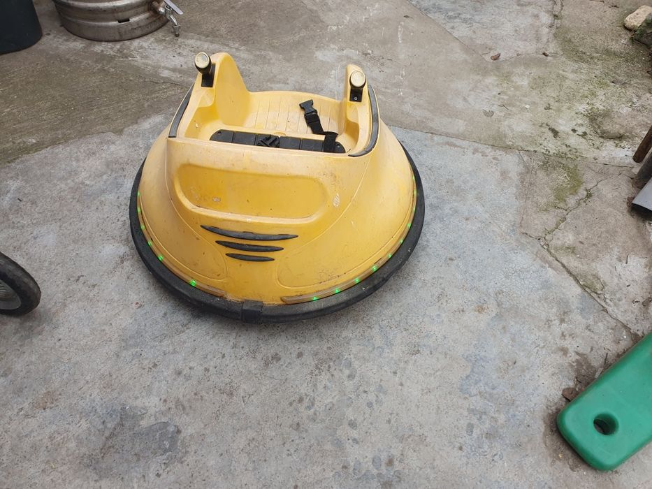 Mașinuța electrica bumper car