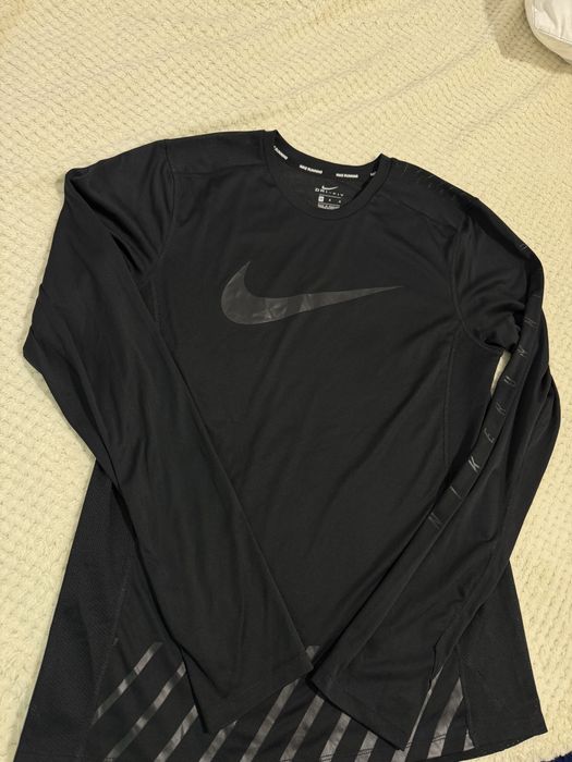 Лонгслив рашгард Nike M