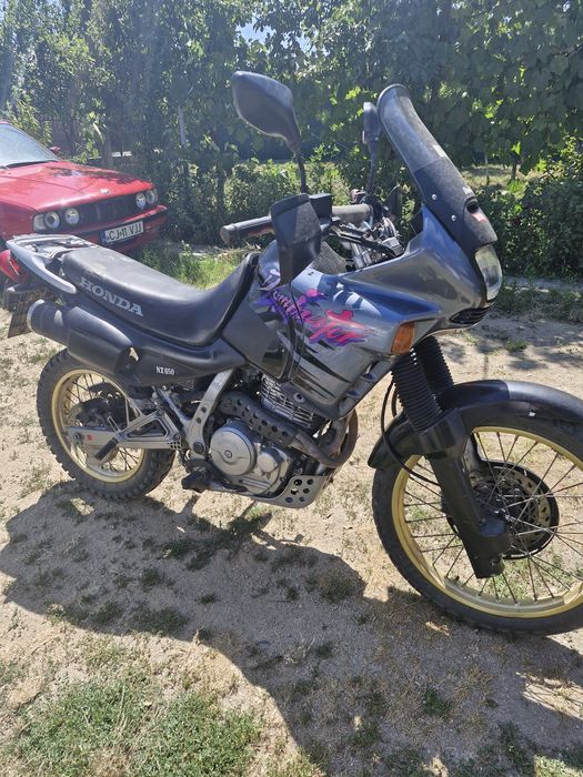 Honda Dominator 650
