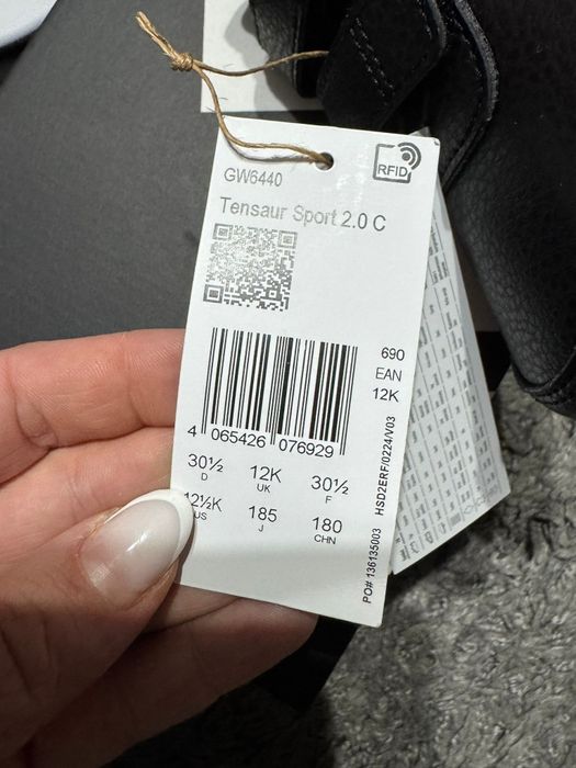 Nou cu etichetă:Adidași Adidas Tensaur 2.0 CF mărimi 28,30 ,30 1/2
