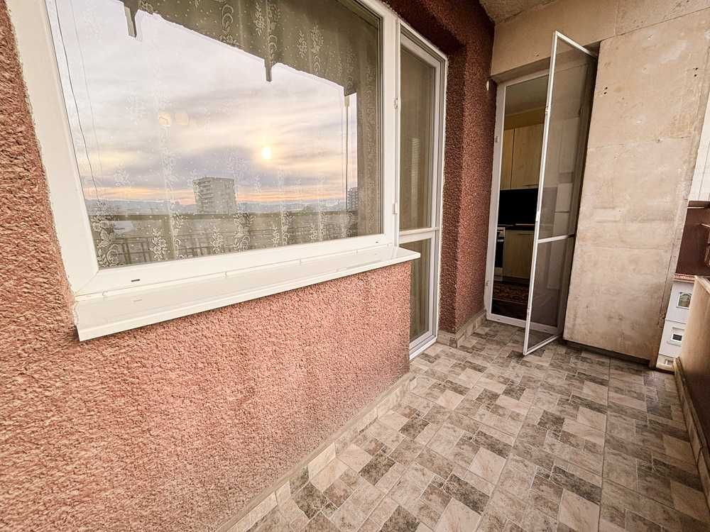 Дава се под наем Двустаен апартамент в Русе, Център - 65 кв.м за 382.5 € - Снимка #11