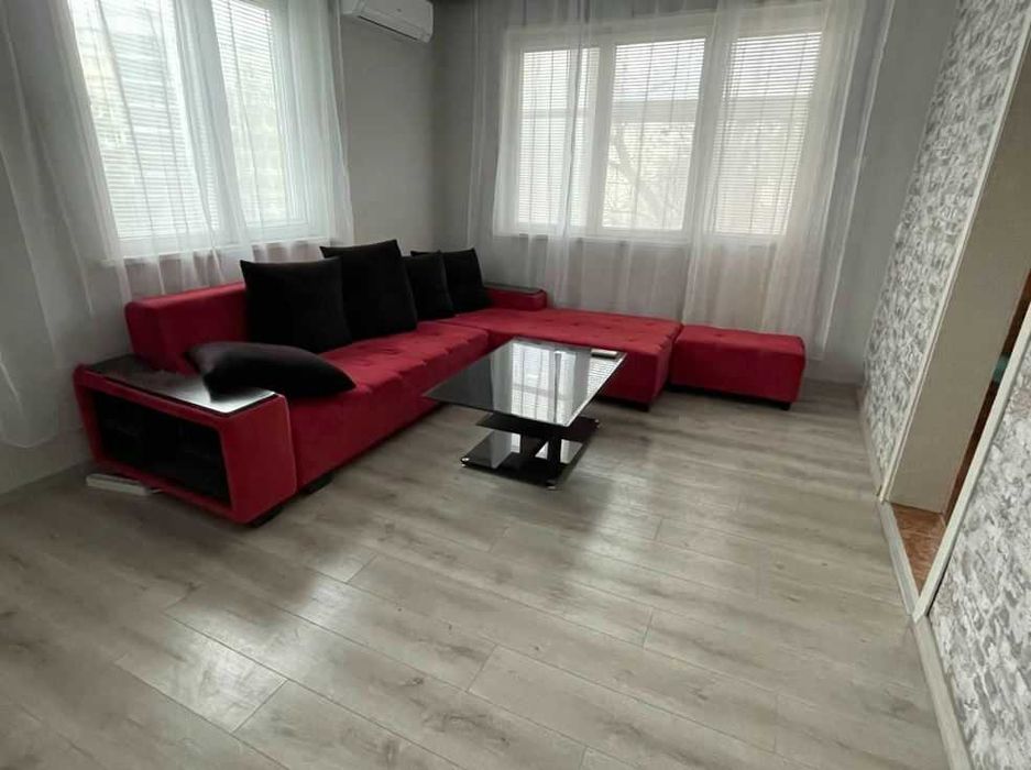 Тристаен апартамент, под наем, кв. Базар Левски