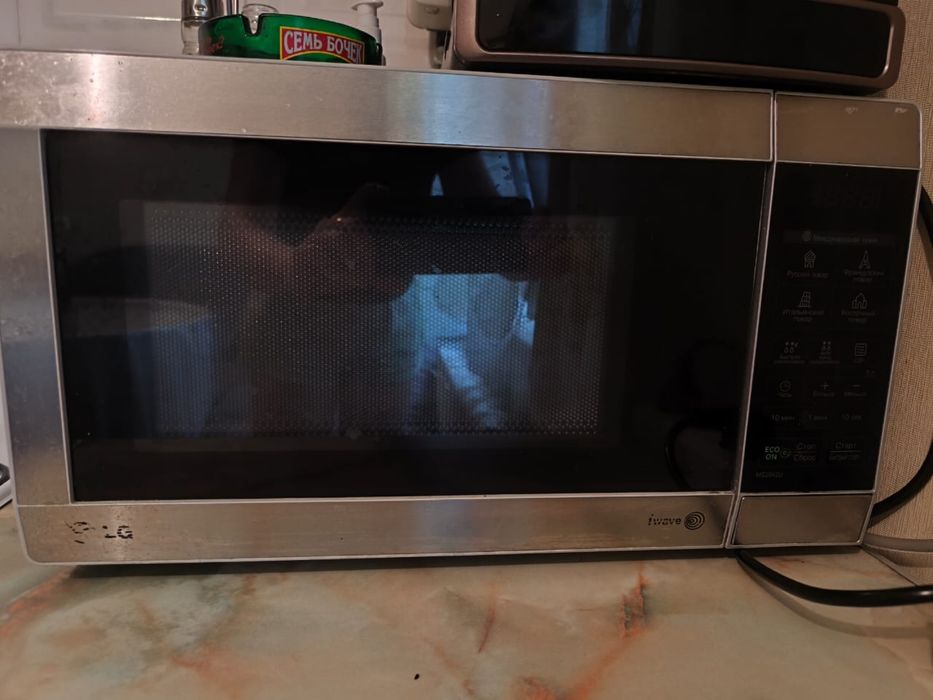 Микроволновая печь