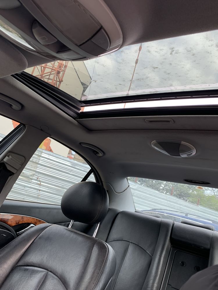 Mercedes E280 w211 E klass седан