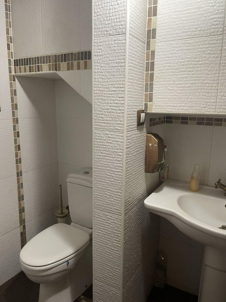 Дава се под наем Заведение в Пловдив, Кършияка - 180 кв.м за 800 € - Снимка #4