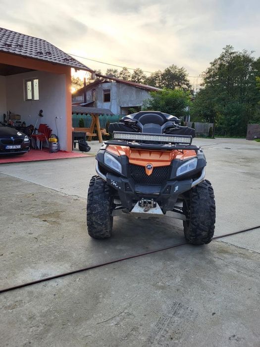 Vând atv cfmoto 820le