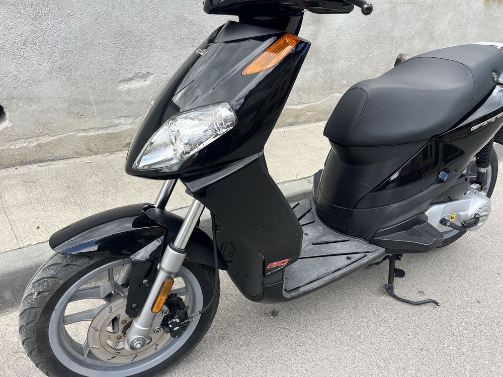 Aprilia sportcity 50 2t