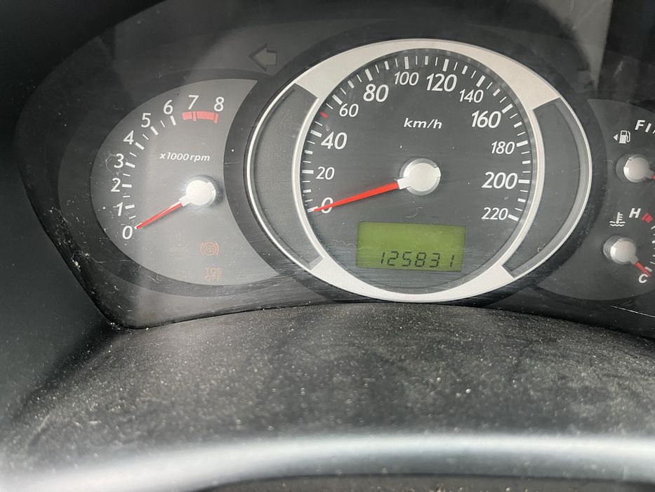 Vand  caseta de directie Hyundai Tucson 2.0 benzina 2005-2009