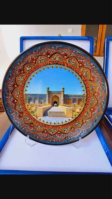 rasm tushirilgan laganlar