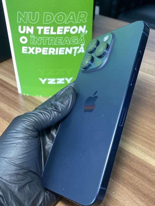 iPhone 15 Pro Max / 512 GB / Sănătate baterie 100% / Foarte bun