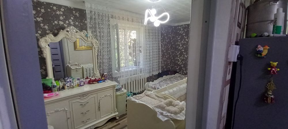 Срочно!!! Продаю свою 3 - х комнатную квартиру в Спутнике 6