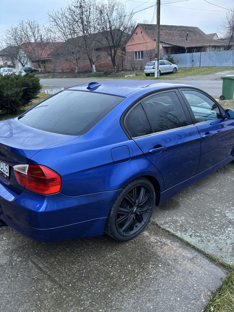 Vand Bmw seria 3 sau schimb.Ofer diferenta unde este cazul