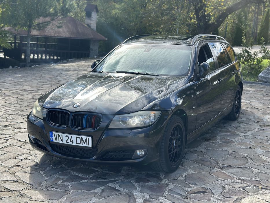 BMW 320D E91 LCI • Navi Mare• Automată • panoramic • stare foarte Bună