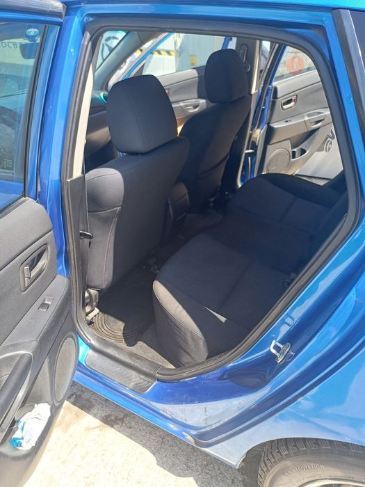 Mazda3 Колата е в добро състояние работи перфектно  качваш се и караш