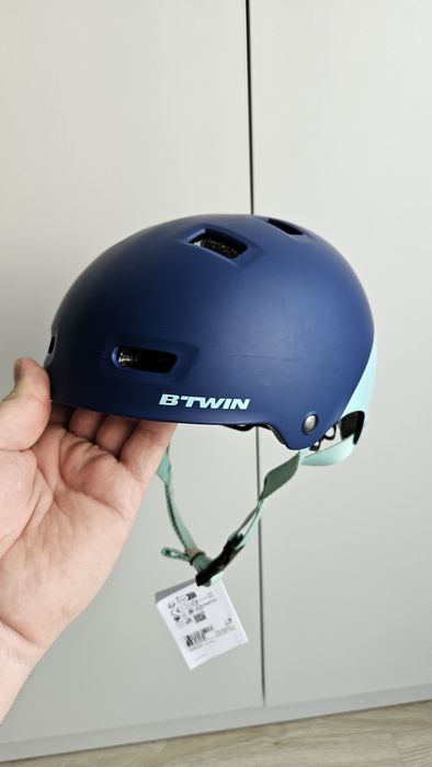 Cască și skateboard copii