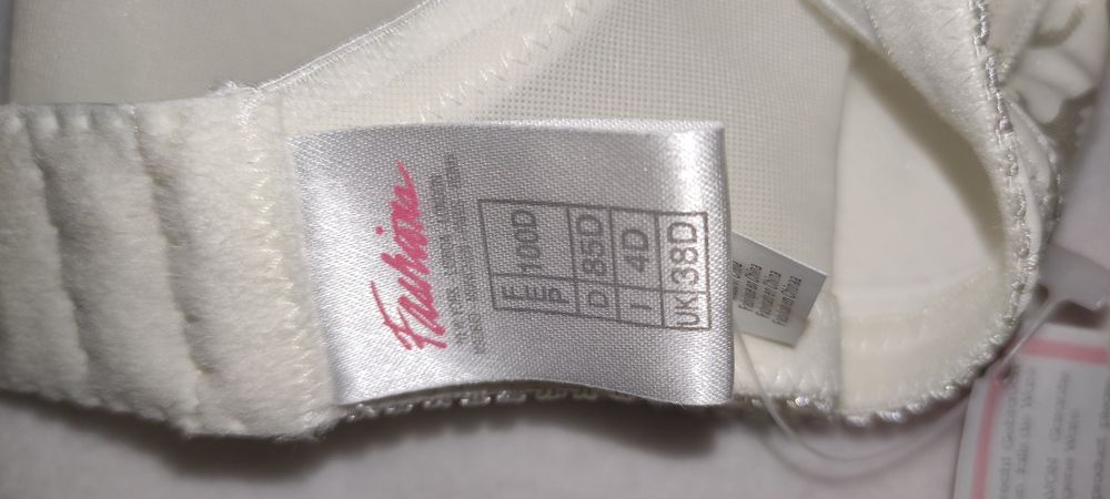 Сутиен за едър бюст